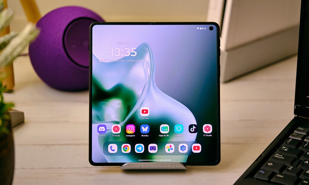 Motorola Razr Fold, análisis: vine porque me encantan los móviles plegables, me quedé por la cámara a la altura de un Ultra